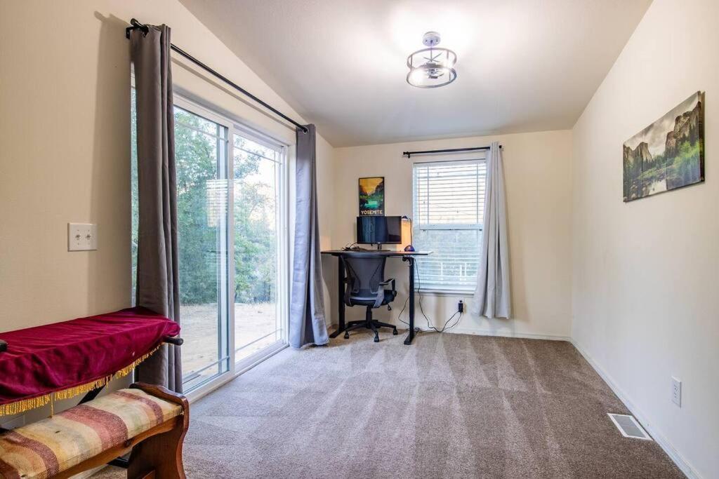 Villa Yosemite'S Scenic Hideaway Midpines Esterno foto
